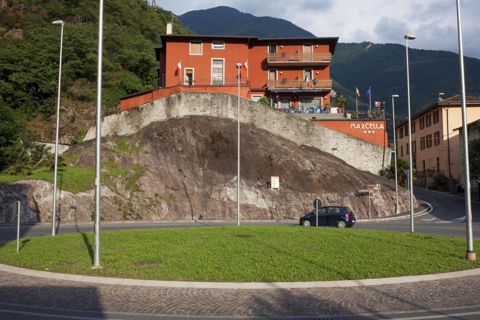 Albergo Marcella Boario Terme Exterior foto